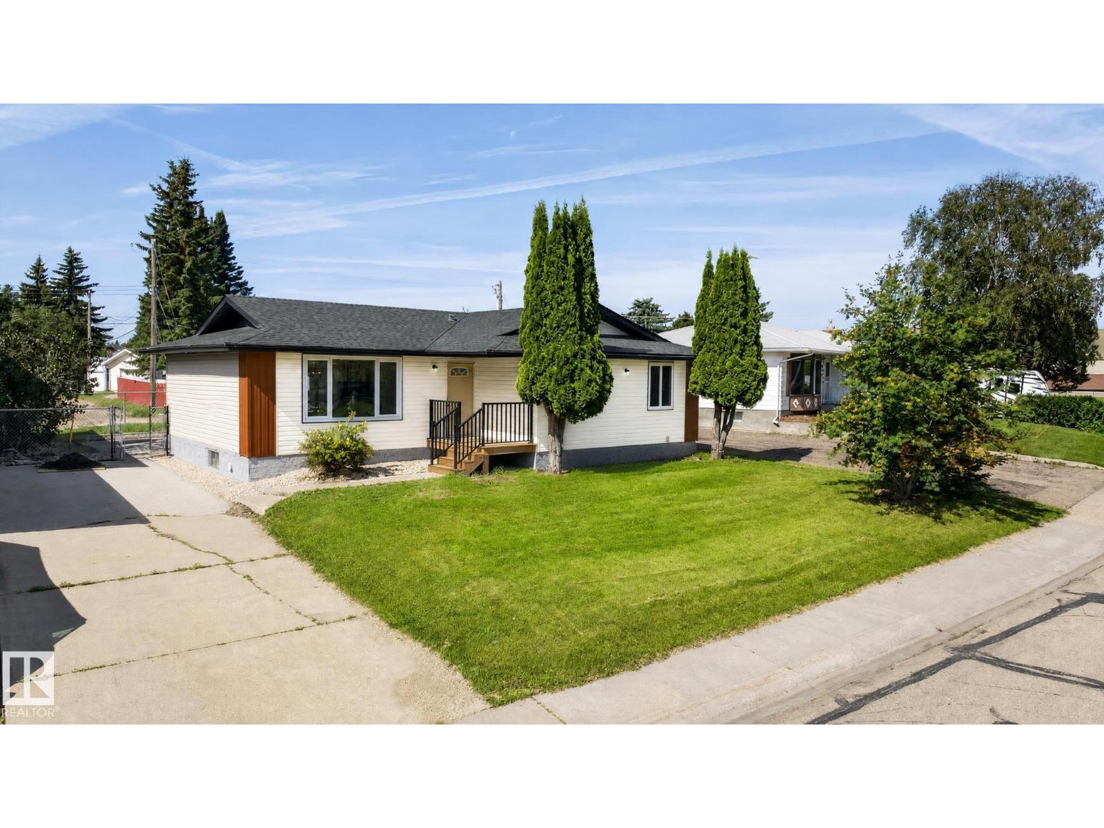 5 PEACE RIVER DR