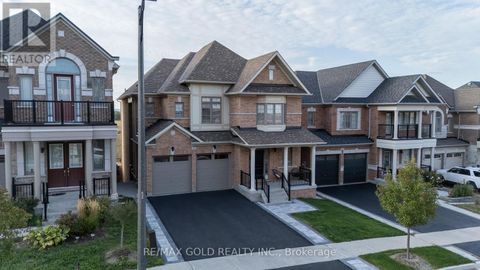 16 FRANK KELLY DRIVE East Gwillimbury (Holland Landing) ON L9N0V2