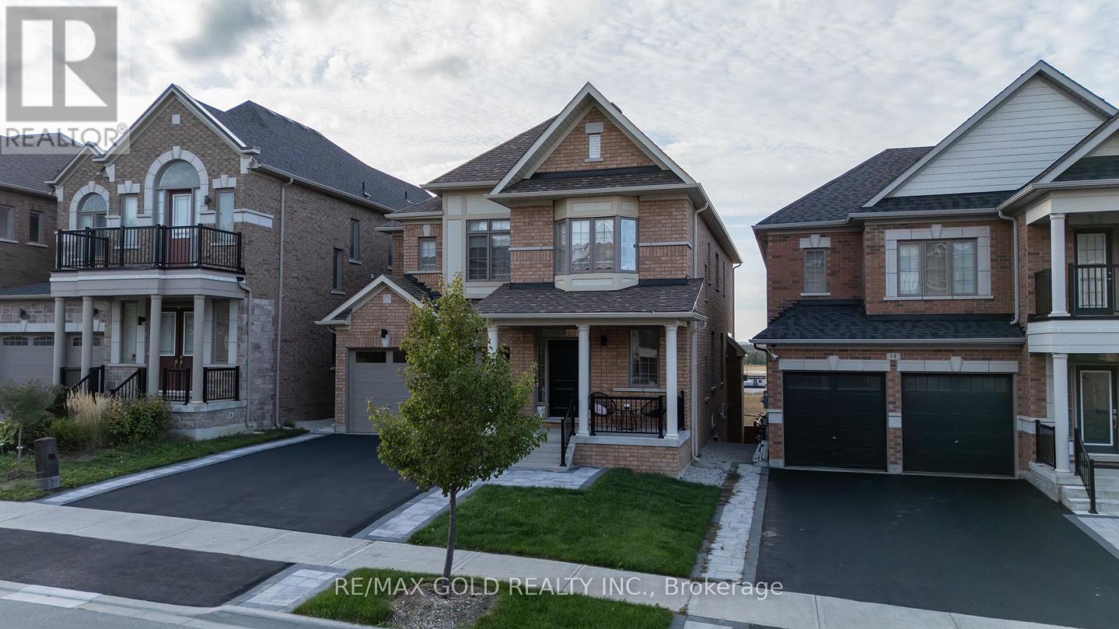 16 FRANK KELLY DRIVE