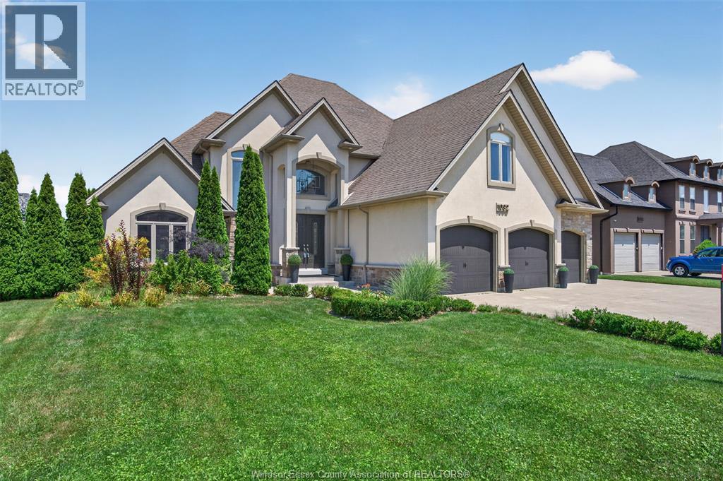 1092 REGENCY CRESCENT