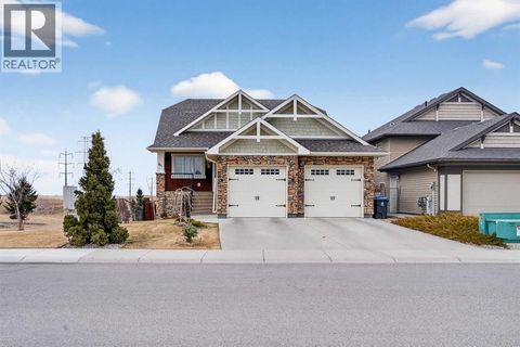 641 Marie Van Haarlem Crescent N Lethbridge AB T1H6Y9
