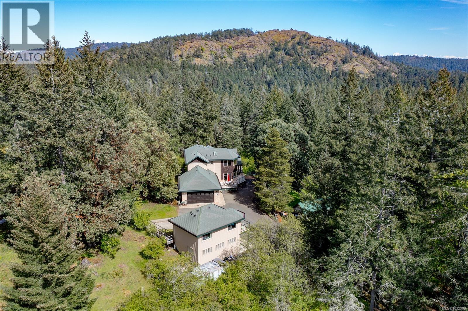 1450 White Pine Terr