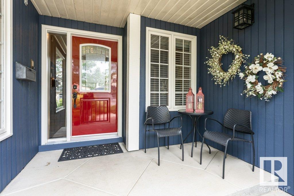216 OMAND DR NW