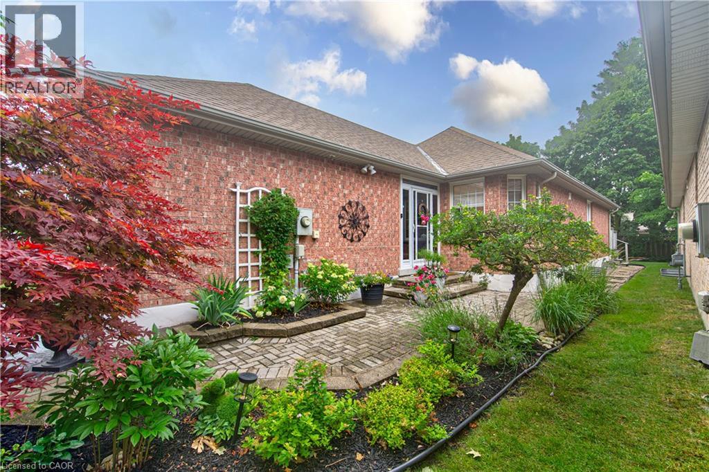 418 SANDBANKS Crescent