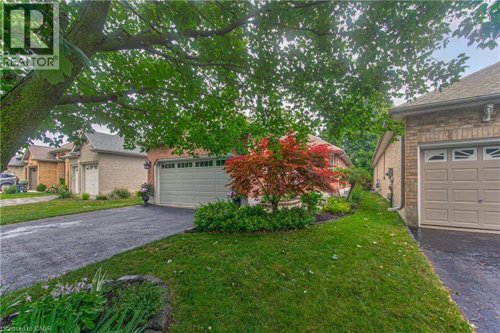 418 SANDBANKS Crescent