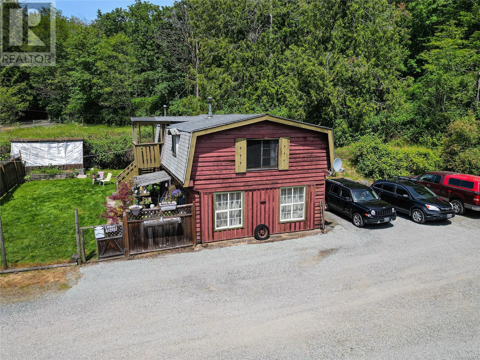 5440 Sooke Rd