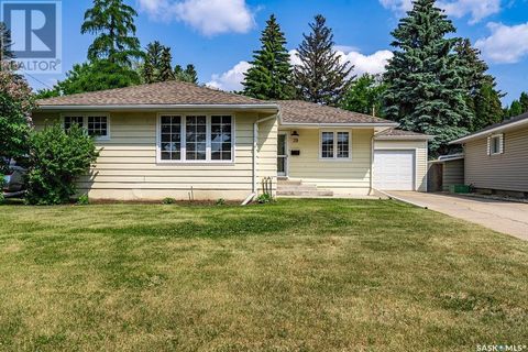 29 Norman CRESCENT Saskatoon SK S7J2K4