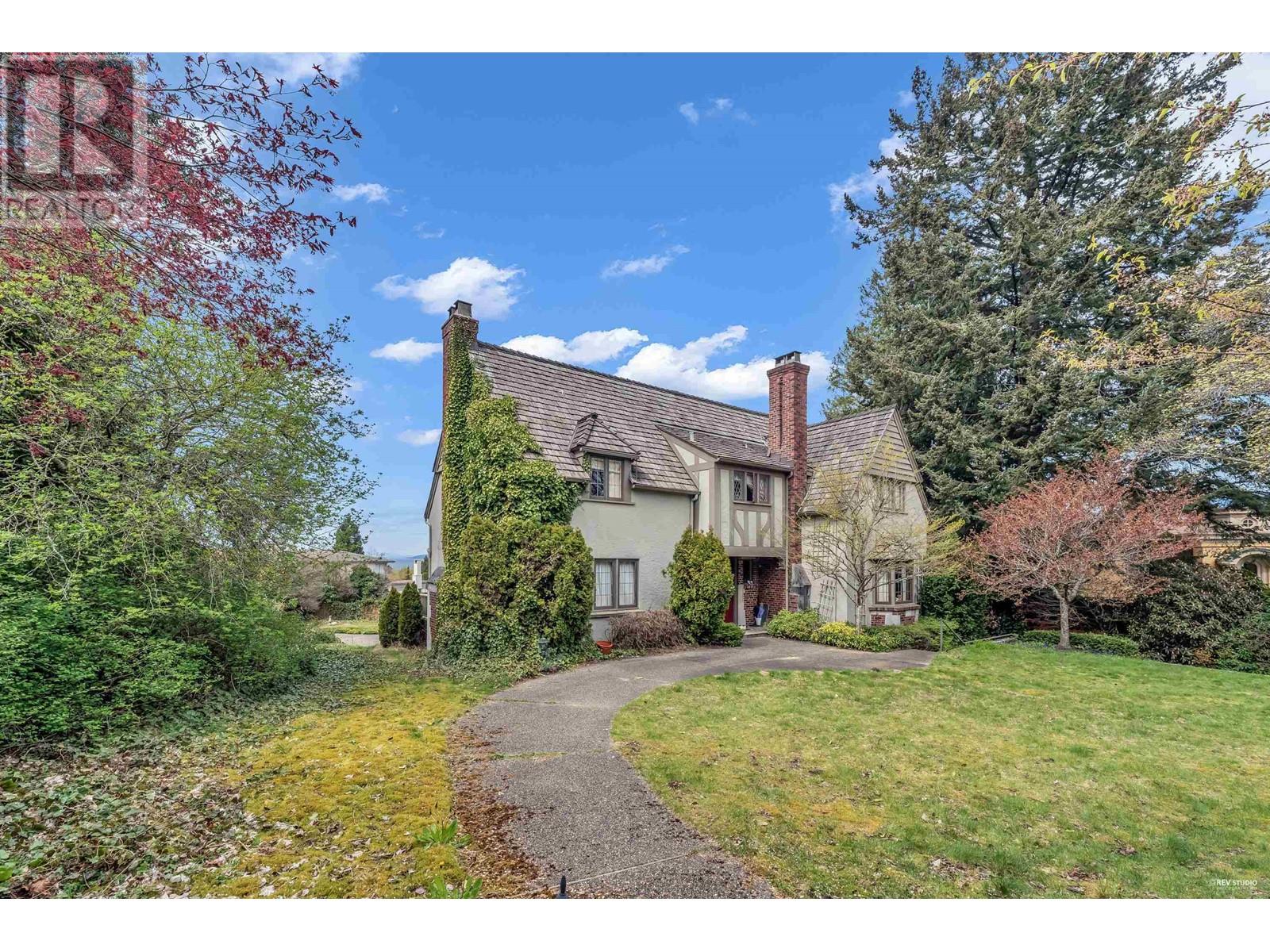 1529 WESTERN CRESCENT