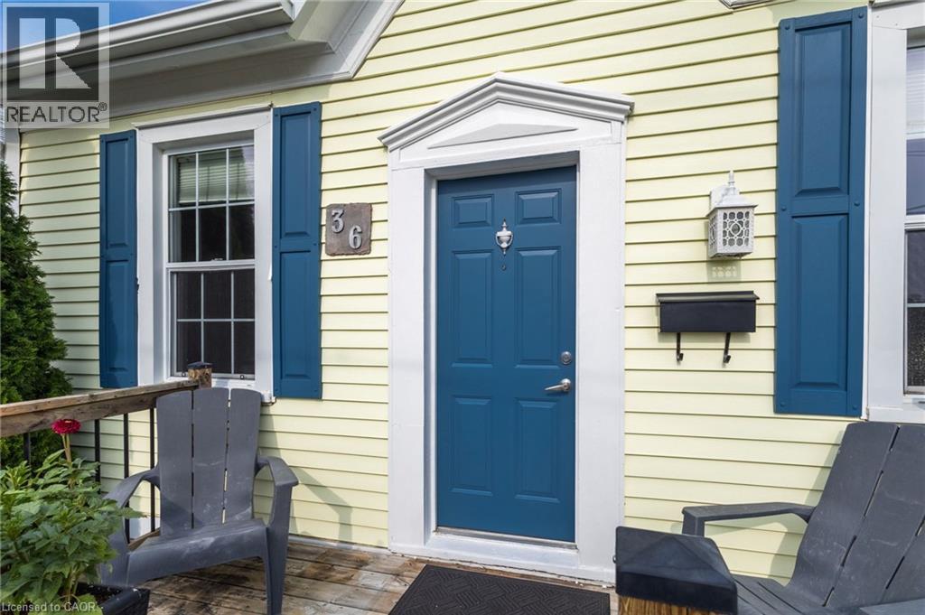 36 WOODLAND Avenue