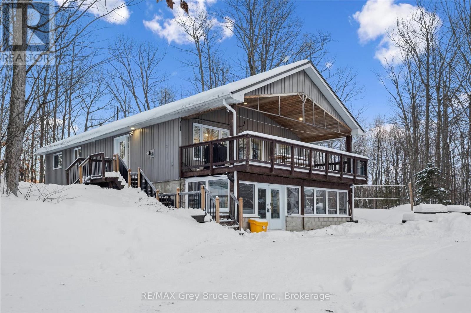 3 SUGARBUSH ROAD