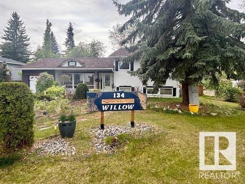 134 WILLOW ST Sherwood Park AB T8A1P1