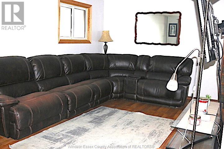 3372 HEMLOCK