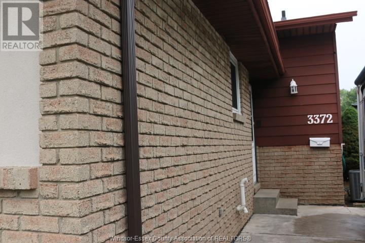 3372 HEMLOCK