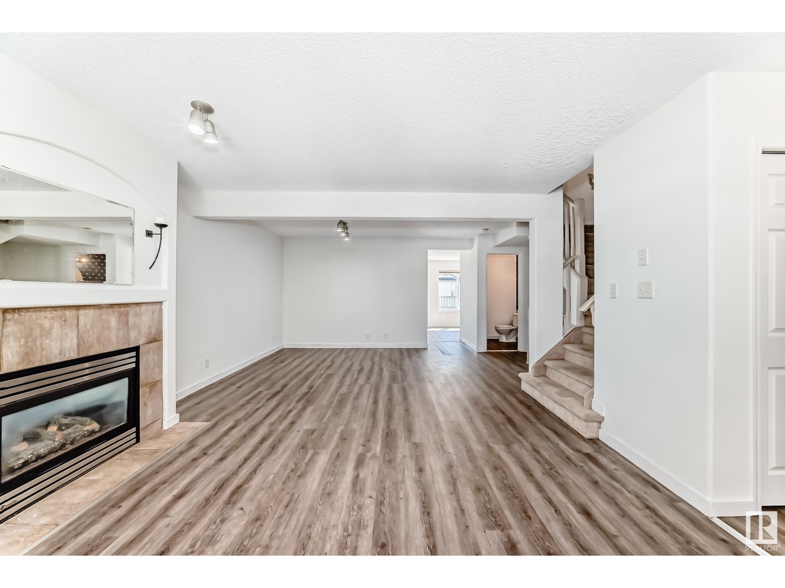 #38 4731 TERWILLEGAR CM NW