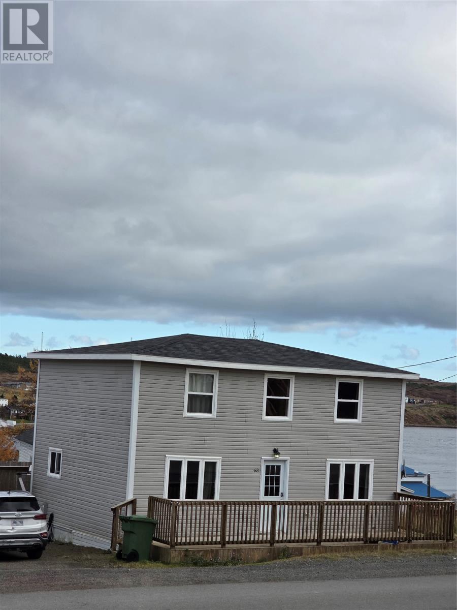 63 Laurentian Avenue