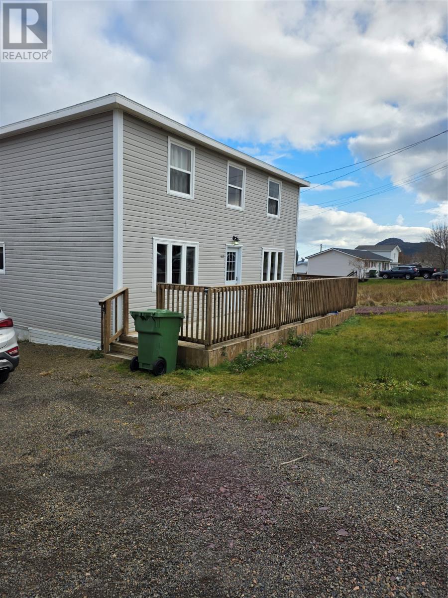 63 Laurentian Avenue