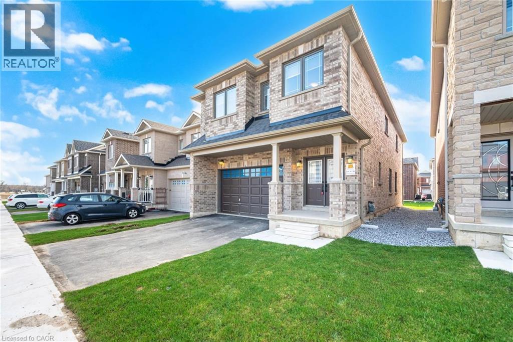 31 HUNTSWORTH Avenue