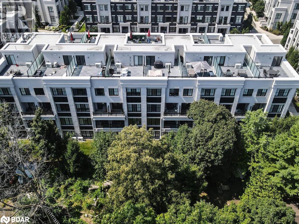 652 CRICKLEWOOD Drive Unit# 212