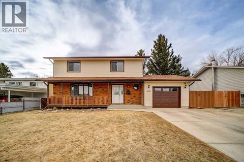 Property photo of 2020 25th avenue n, lethbridge, AB t1h4v3