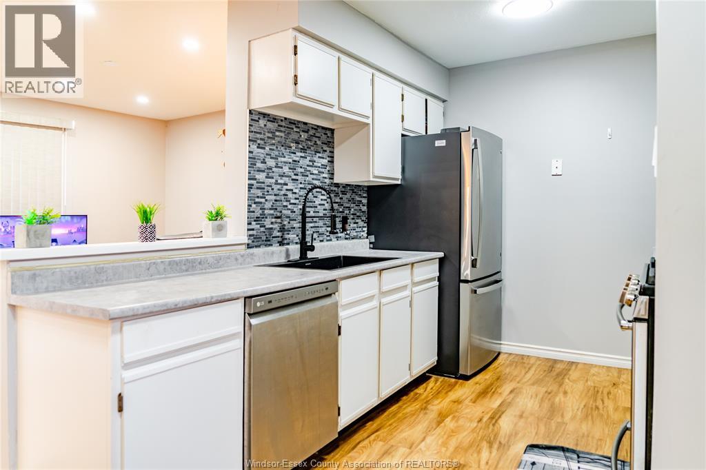 1275 CARDINAL CRESCENT Unit# 32