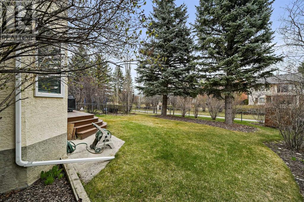 140 Mt Robson Circle SE
