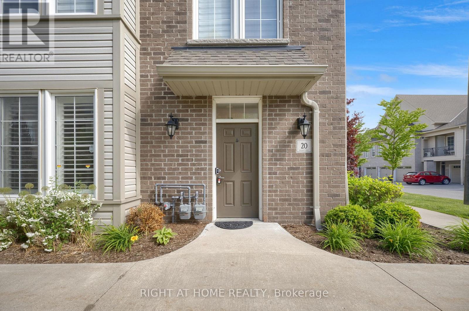 20 - 1430 GORD VINSON AVENUE
