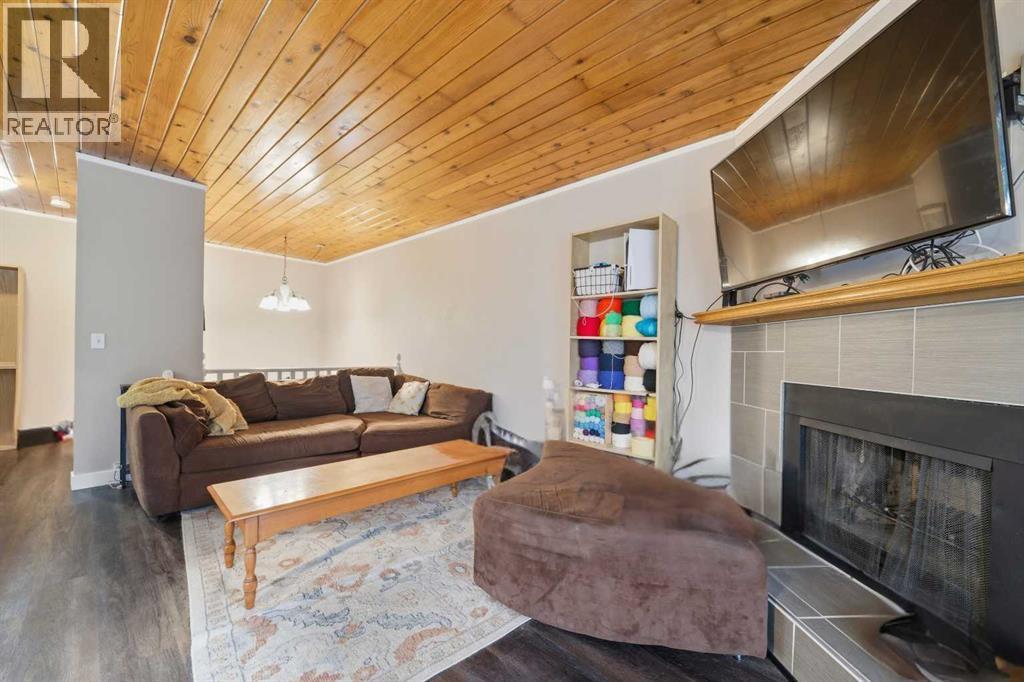 A, 1407 44 Street SE