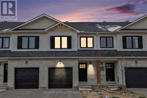 44 WHITCOMB CRESCENT Smiths Falls ON K7A0C0