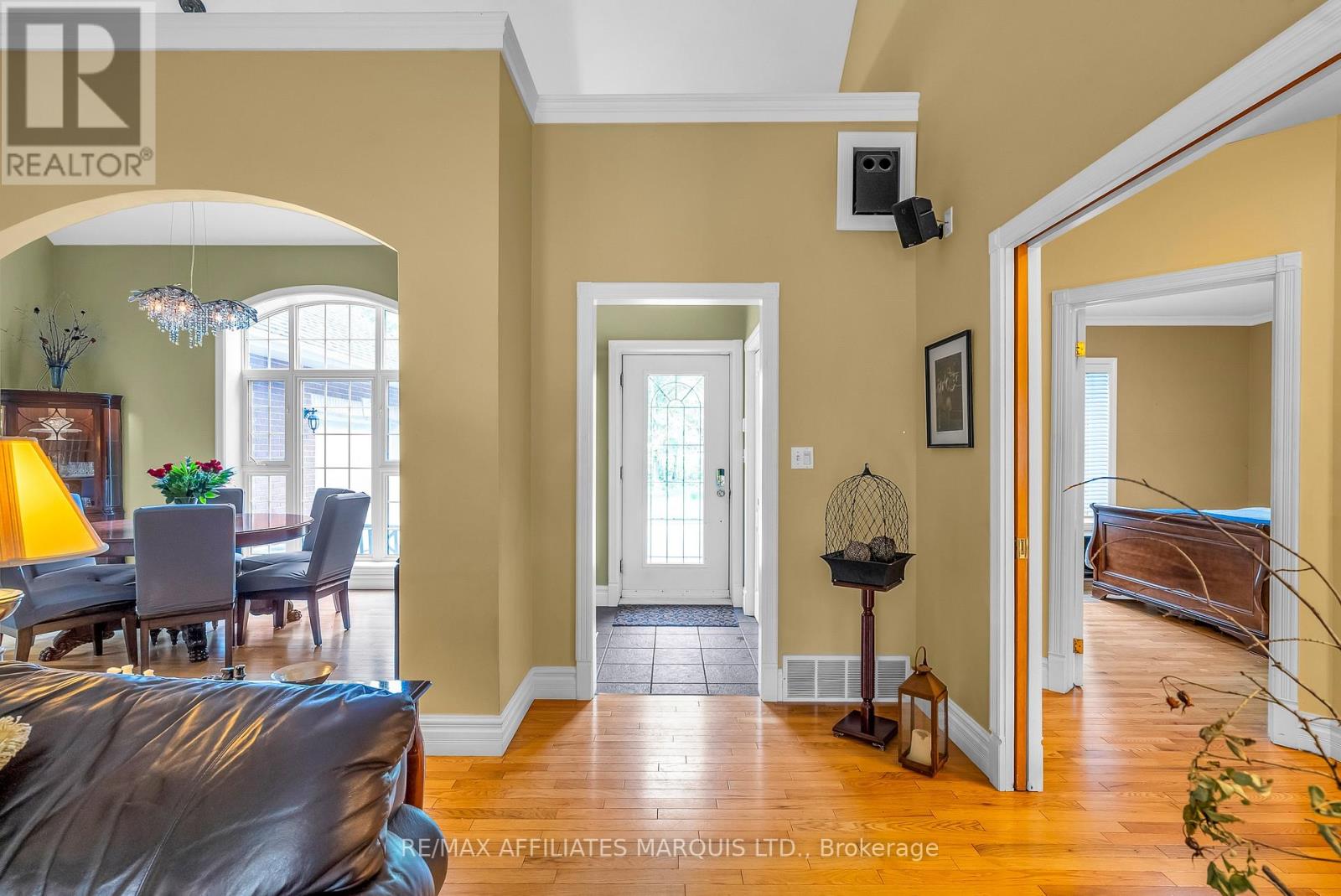 16902 BEAVER DAM DRIVE