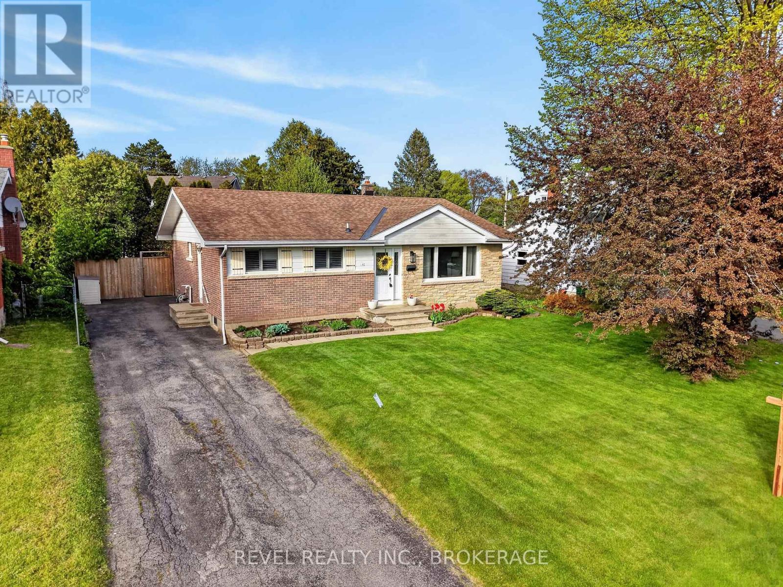 136 BRAEMAR ROAD