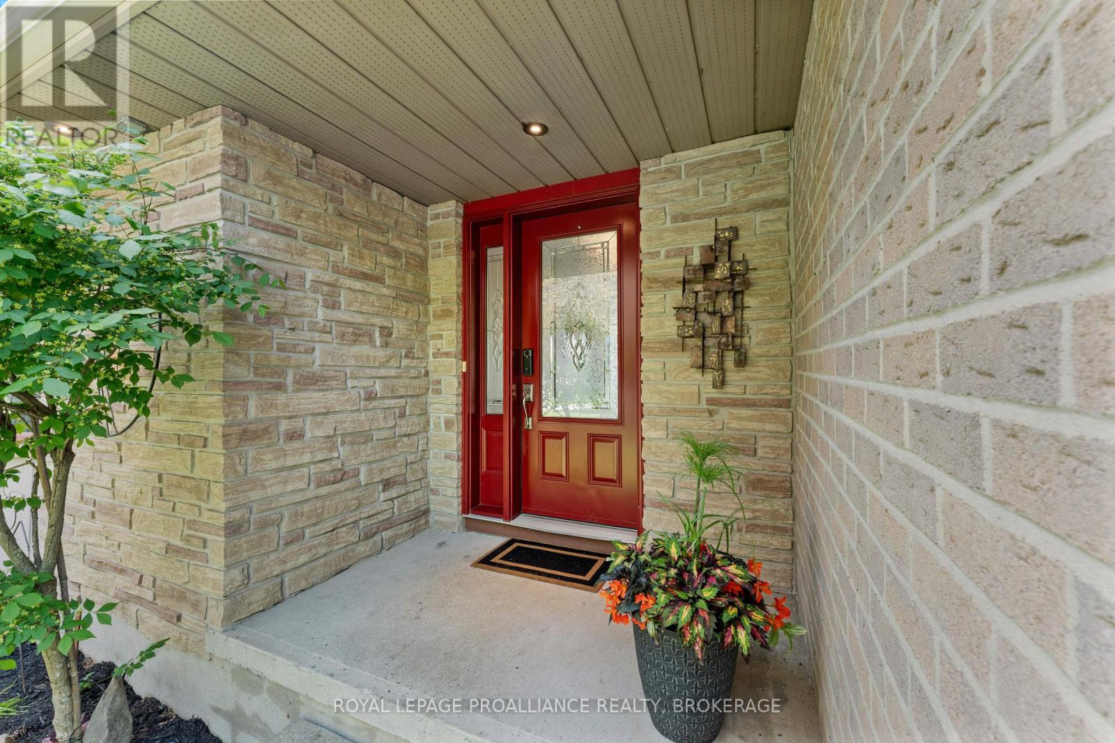 80 LIMERIDGE DRIVE