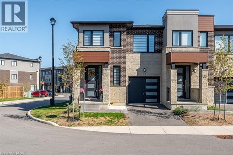 24 SOUTHAM Lane Hamilton ON L9C0E9