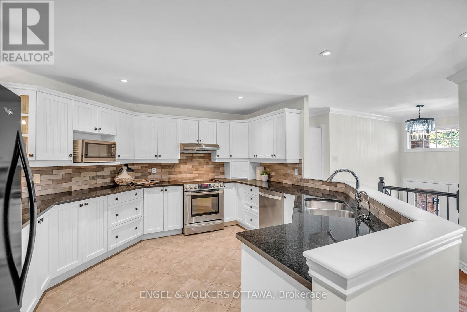 7359 MARCELLA DRIVE
