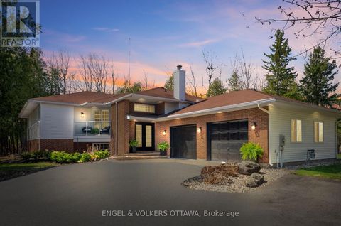7359 MARCELLA DRIVE Ottawa ON K4P1P7