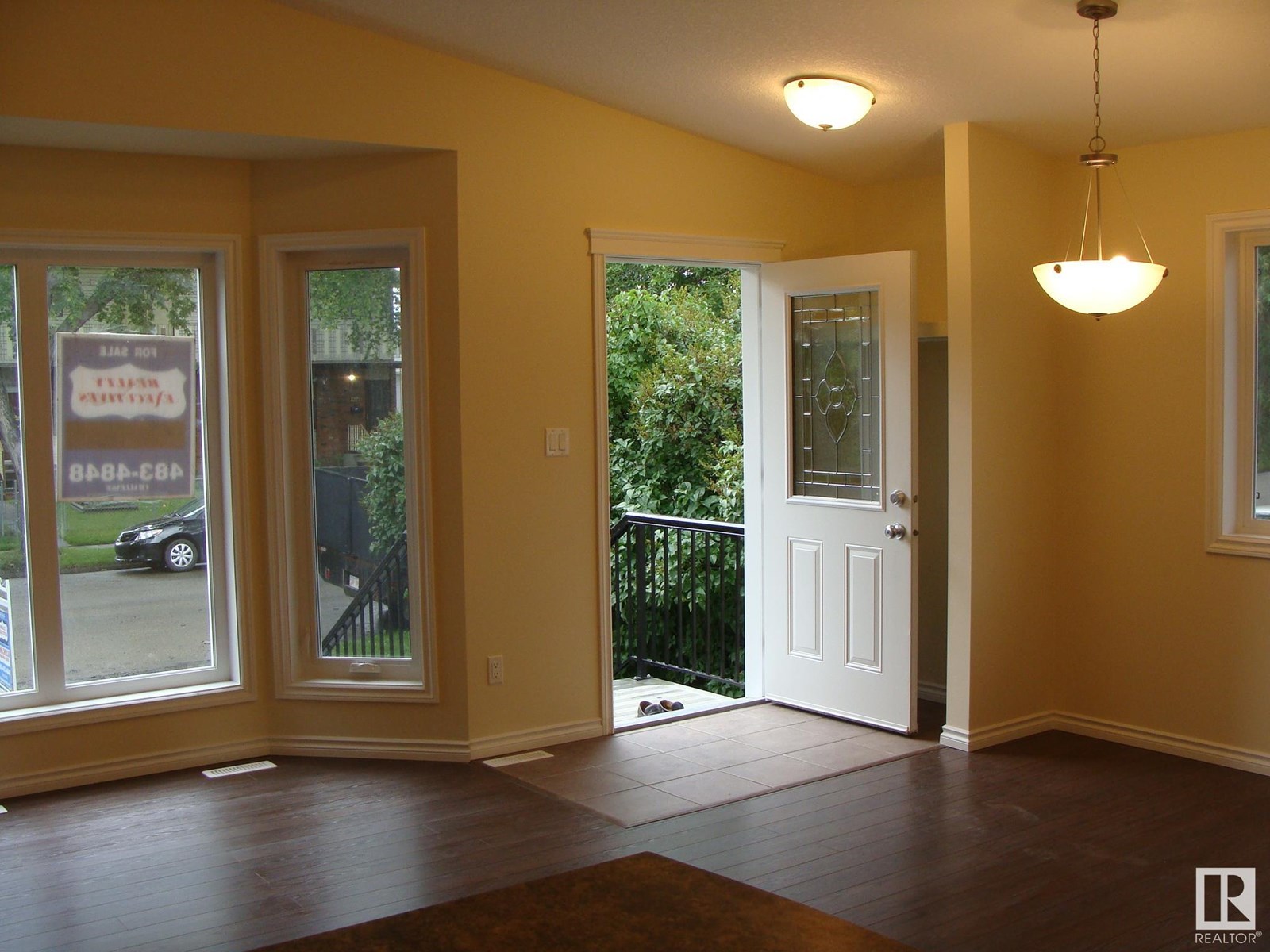 12124 122 ST NW