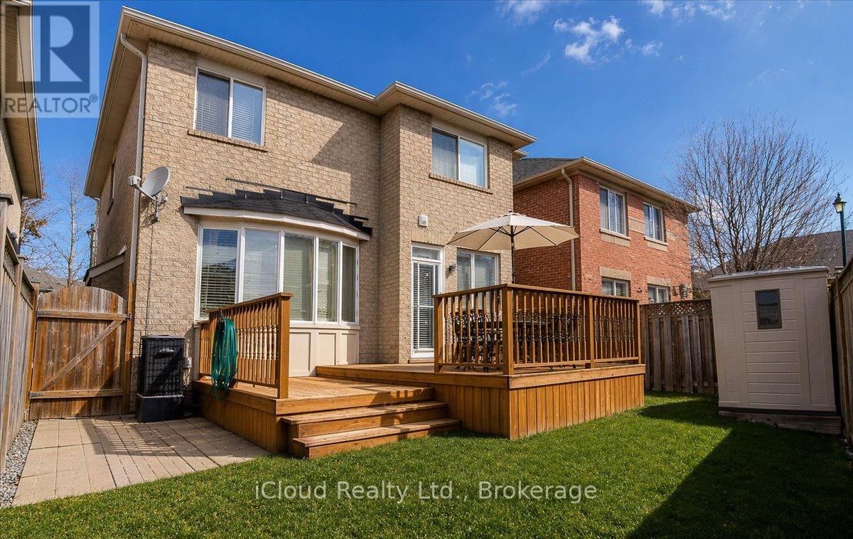 625 LAUGHREN CRESCENT