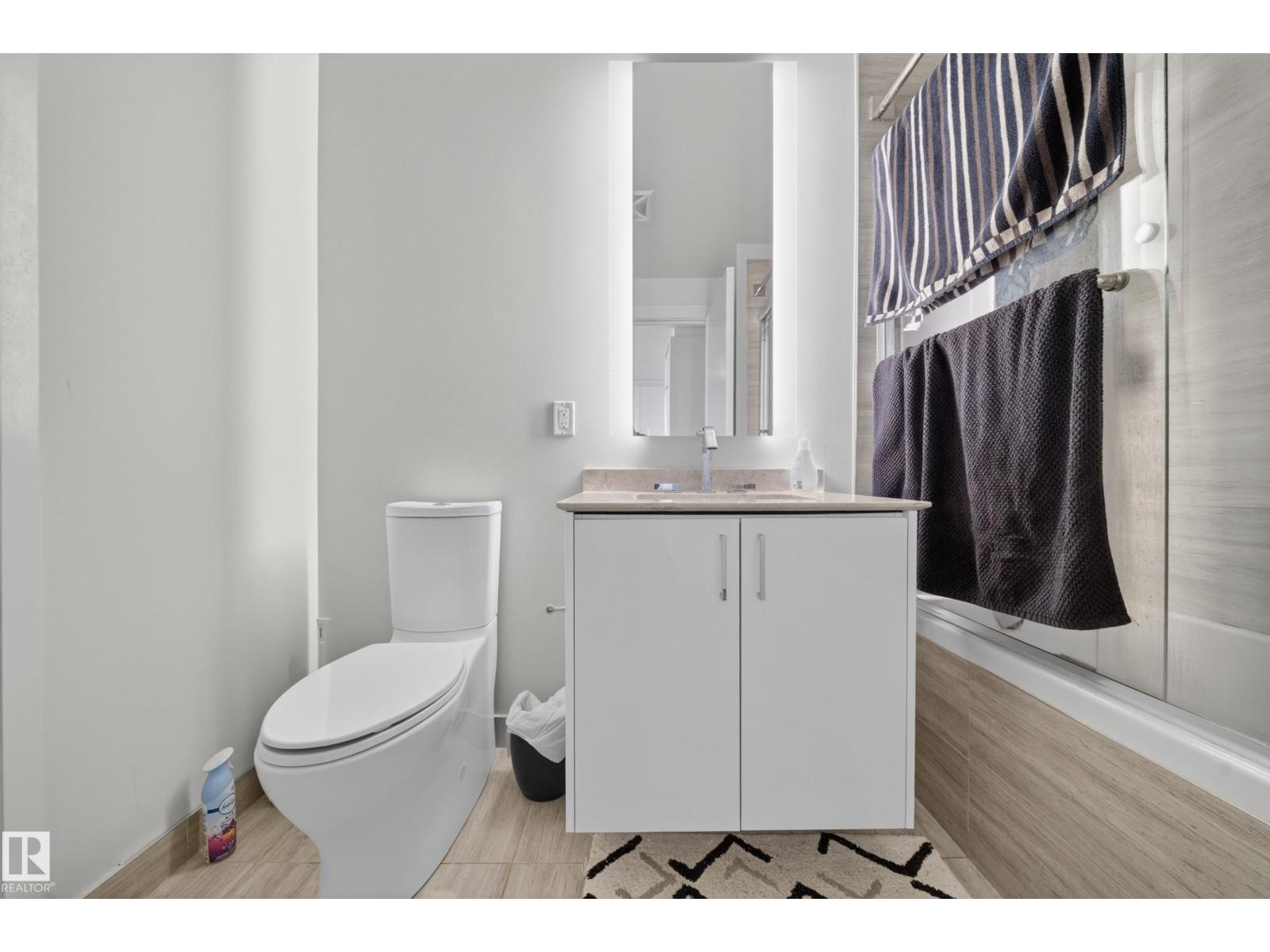 #4007 10360 102 ST NW