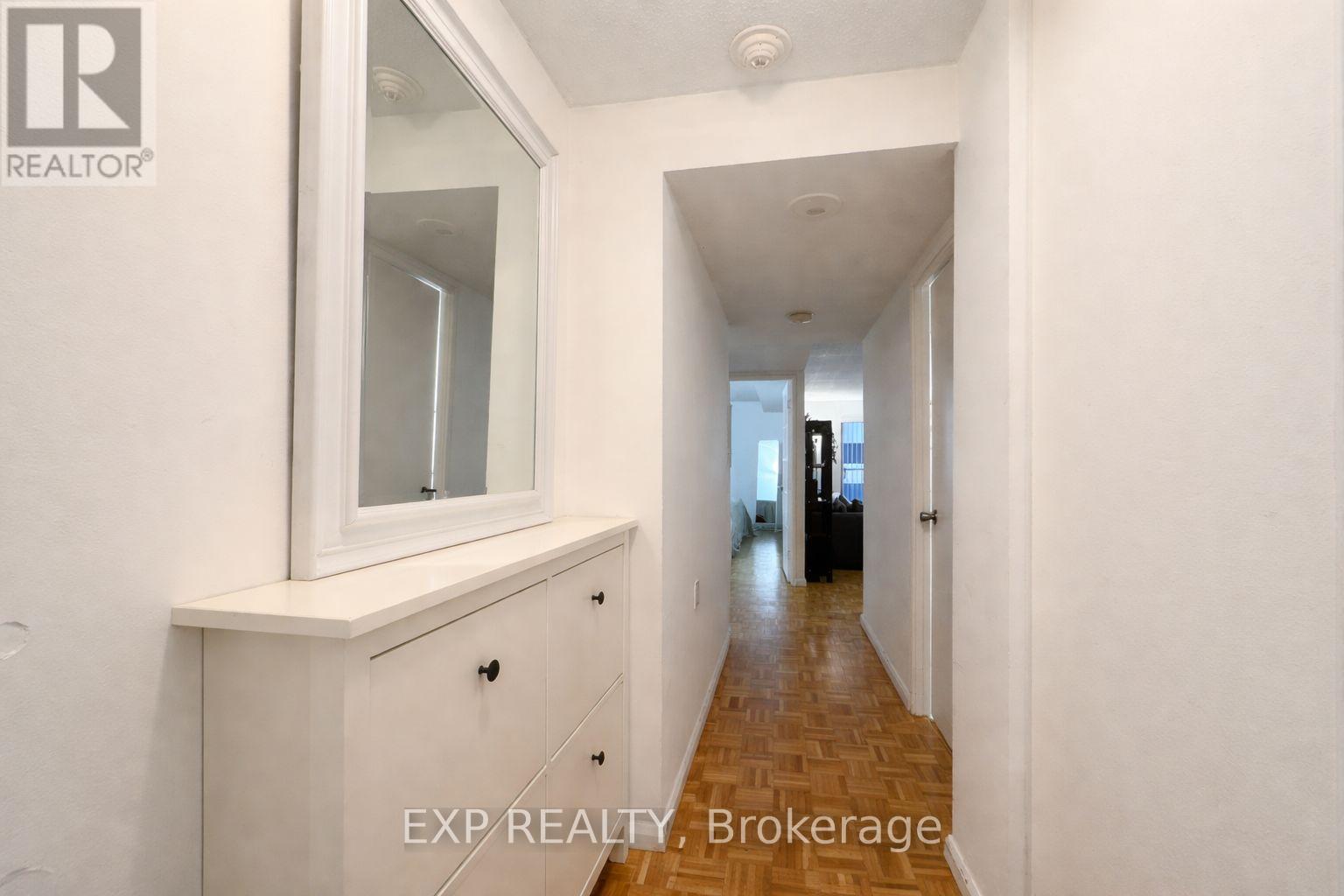 705 - 475 LAURIER AVENUE W