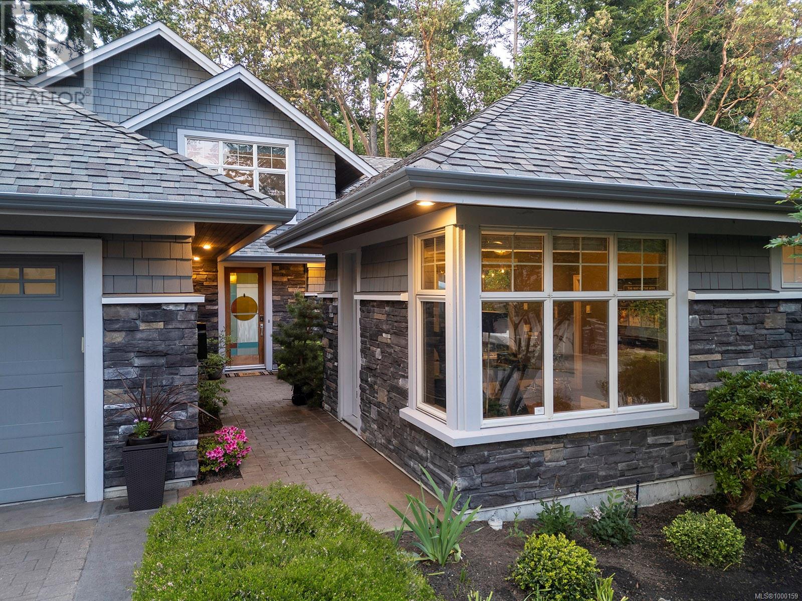 1267 Oceanwood Lane