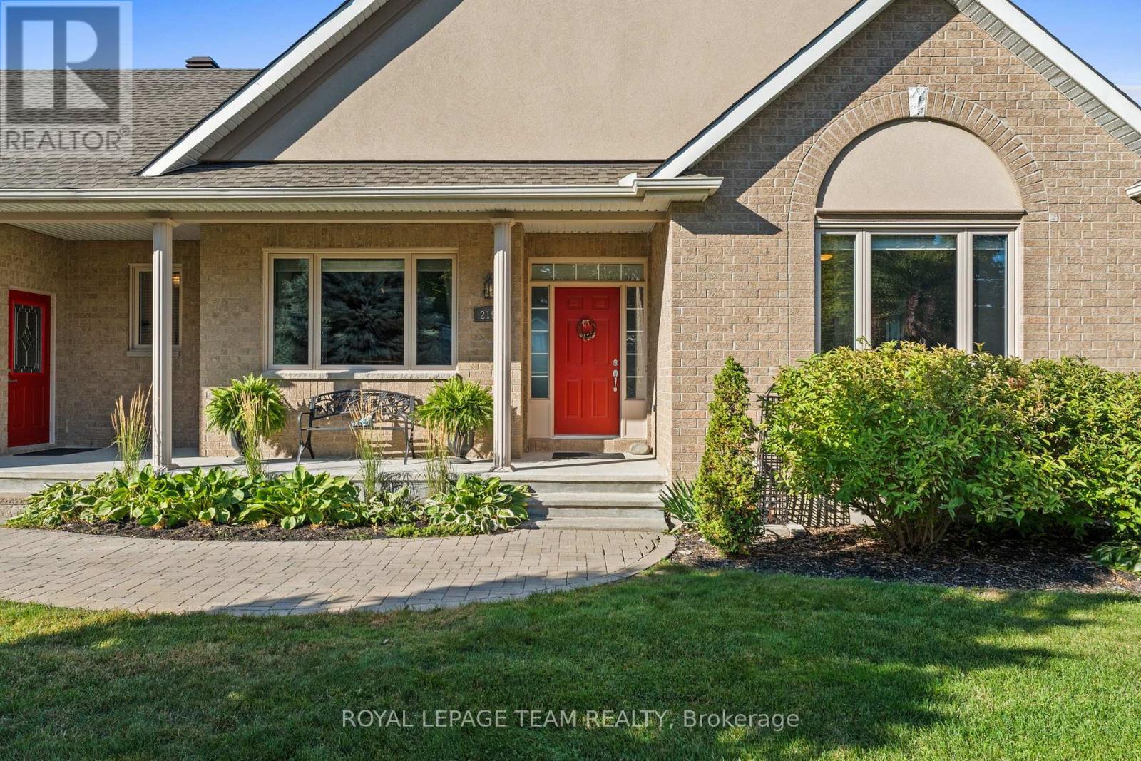 2193 TRAILWOOD DRIVE