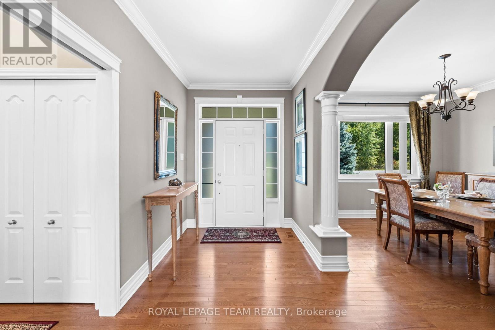 2193 TRAILWOOD DRIVE