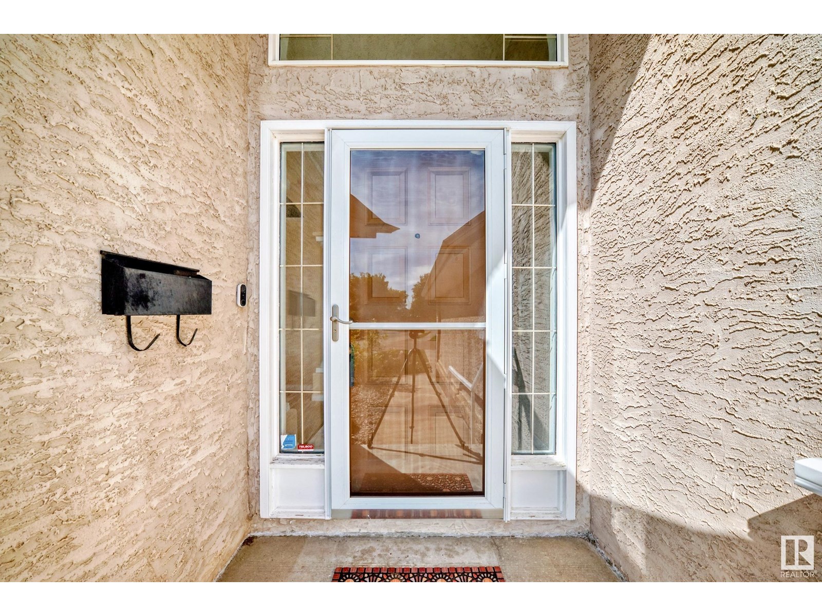 2014 HADDOW DR NW