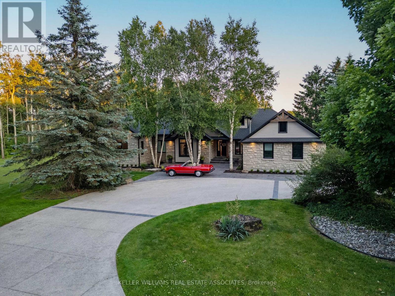 102 CONCESSION 11 E