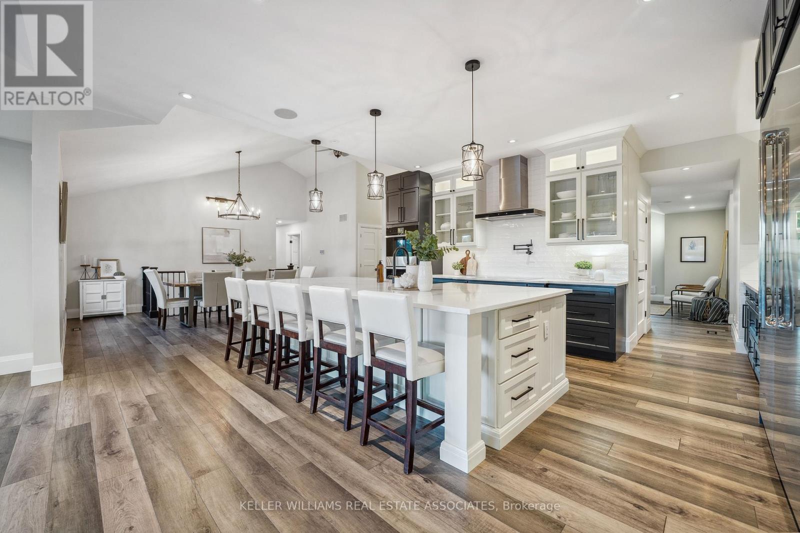 102 CONCESSION 11 E