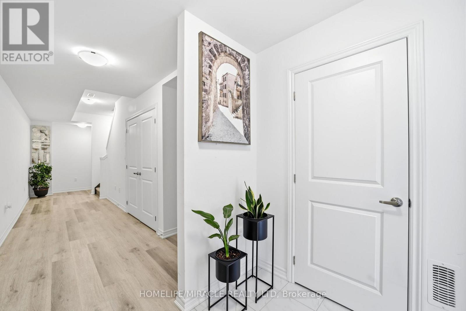 95 - 461 BLACKBURN DRIVE