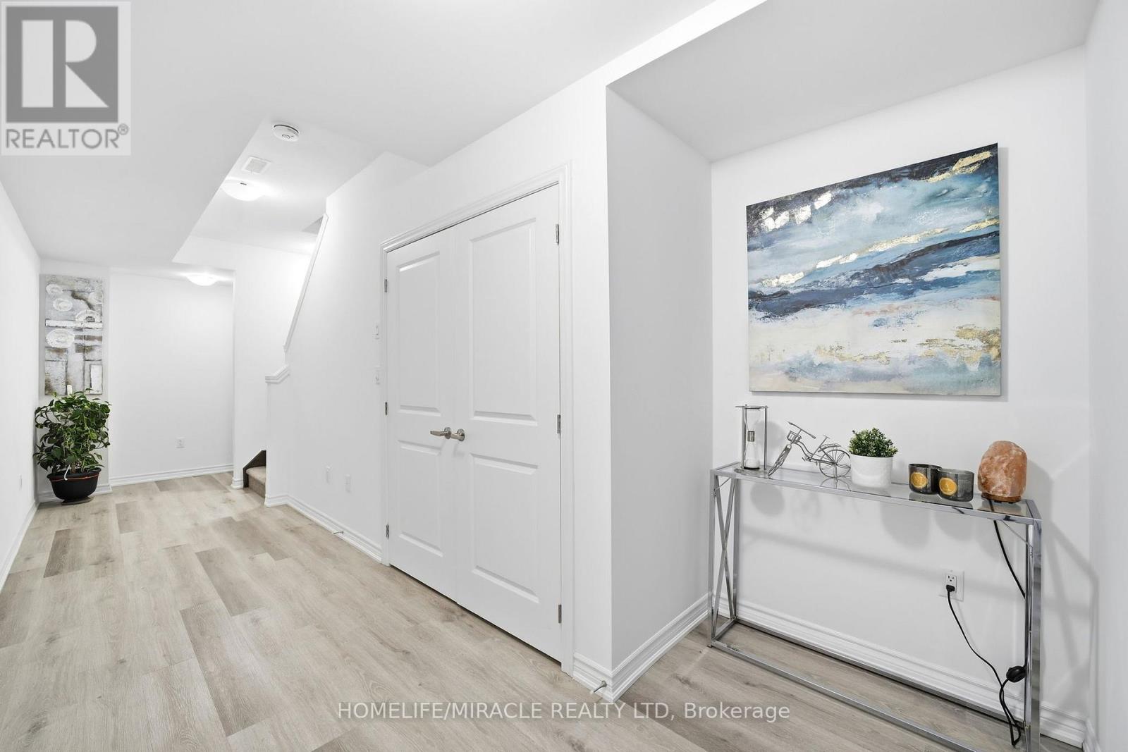 95 - 461 BLACKBURN DRIVE