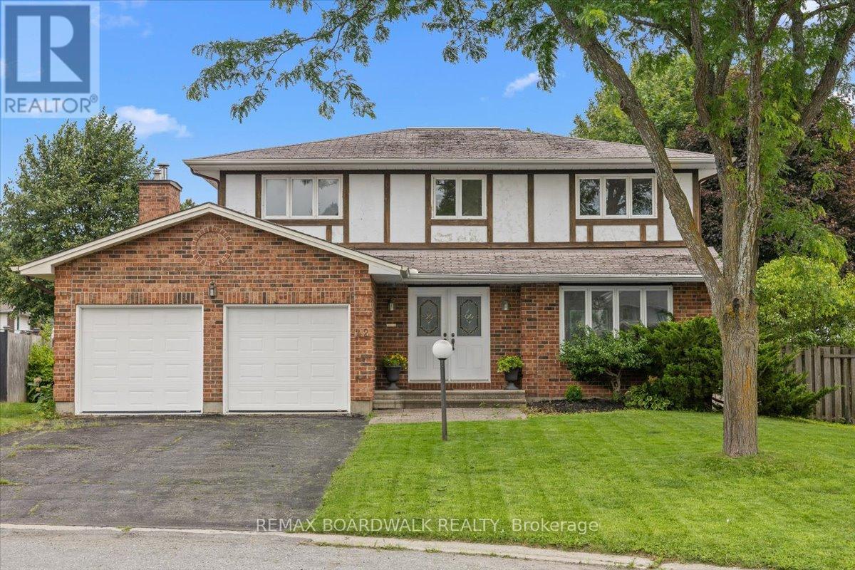 Photo 1 of 47 — 42 PICKWICK DRIVE, Ottawa, ON K2J3E7