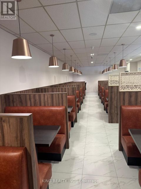 36 AVONDALE BOULEVARD Brampton (Avondale) ON L6T1H3