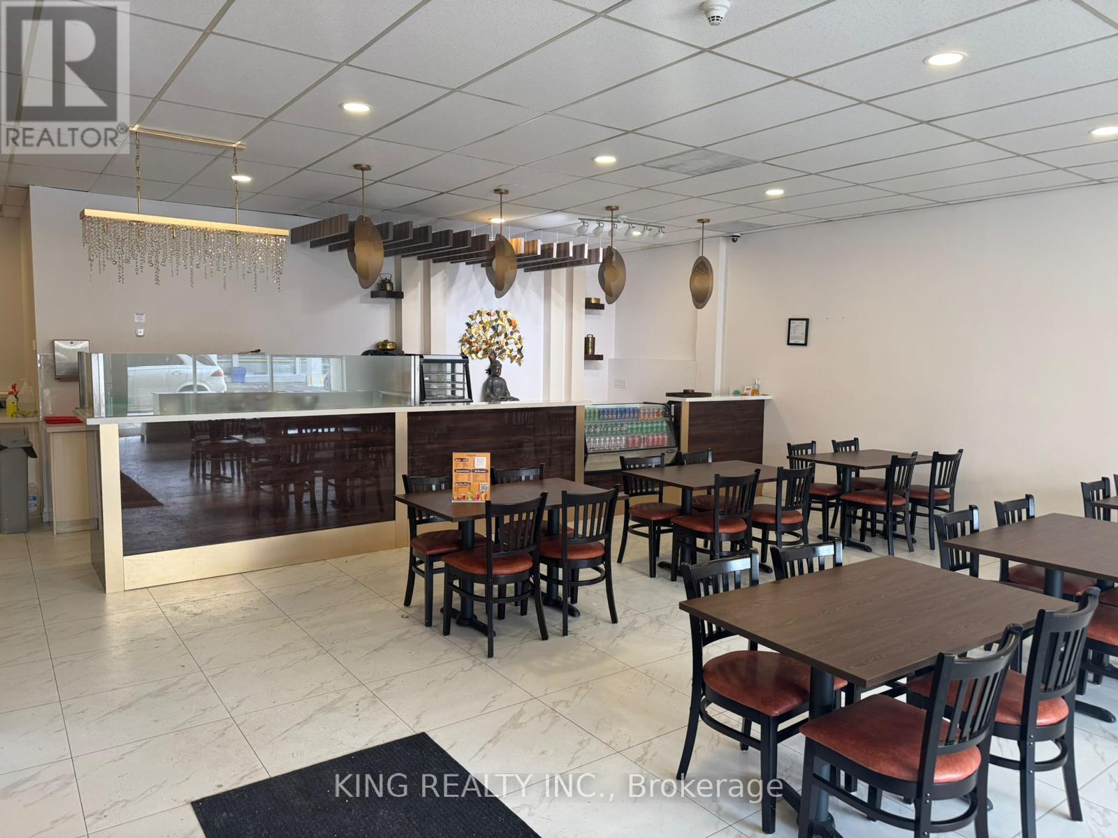 36 AVONDALE BOULEVARD