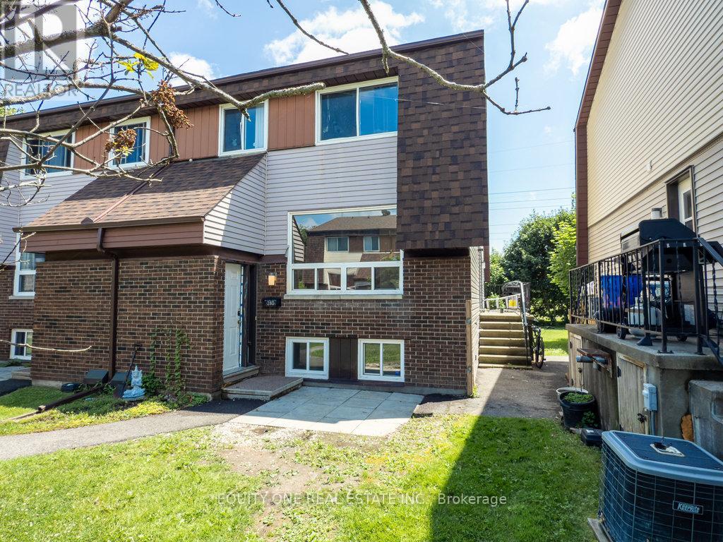 28D WOODVALE GREEN